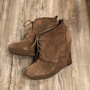 Suede grey wedge booties